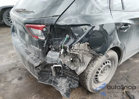 2021 Subaru Impreza 5-Door z USA, uszkodzony, nr VIN 4S3GTAB64M3709564